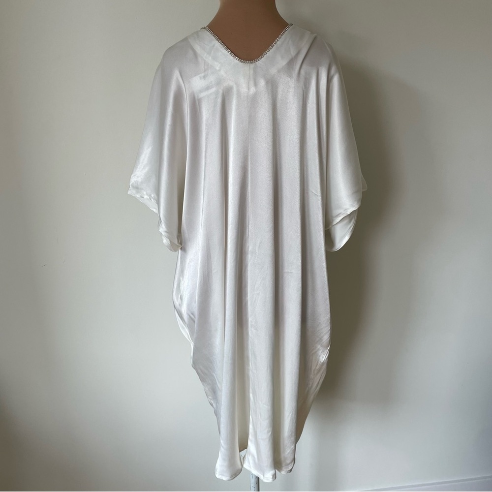 Muche et Muchette Silky Satin Rhinestone Trim V-Neck White Kaftan Dress NWT OS - Picture 3 of 10